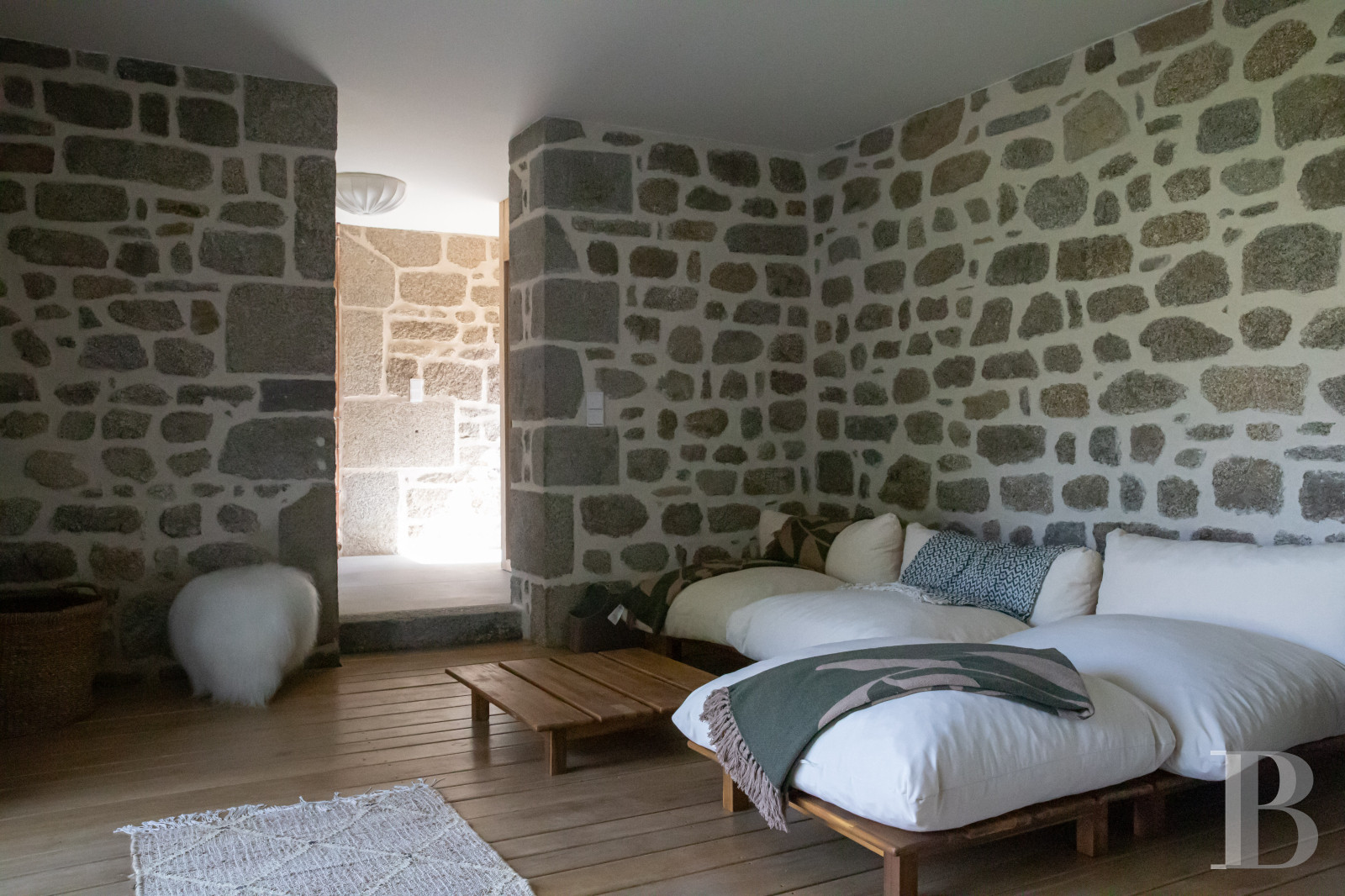 A carefully renovated 19th-century family home in the Plateau de Millevaches nature reserve in Flayat  - photo  n°60